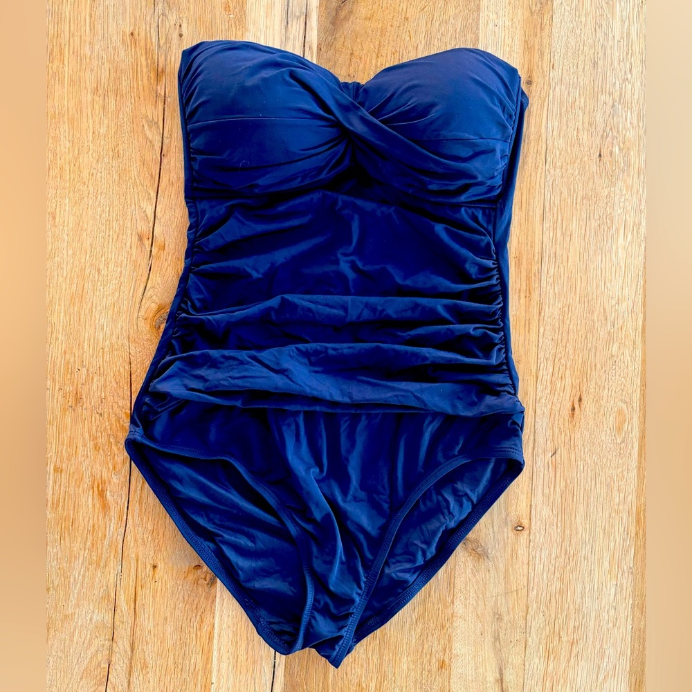 Anne Cole One piece Navy Swimwuit